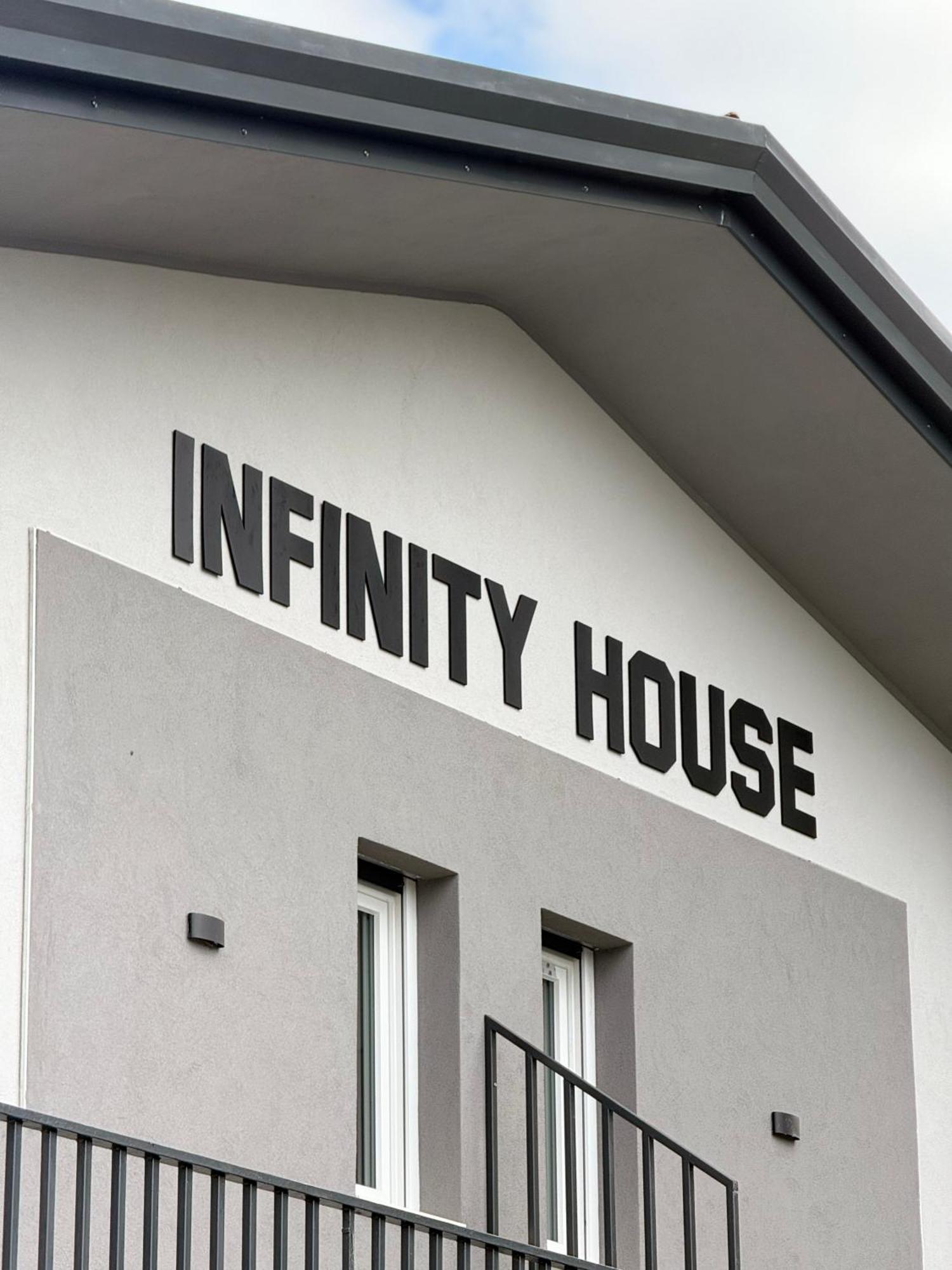Infinity House - Eleganza Moderna Tra Treviso E Venezia Hotel Casier Ngoại thất bức ảnh